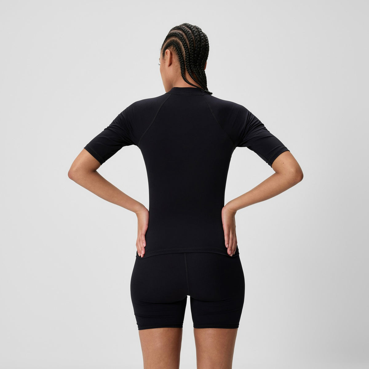 Speedo Endurance+ Short Sleeve Rashguard Black