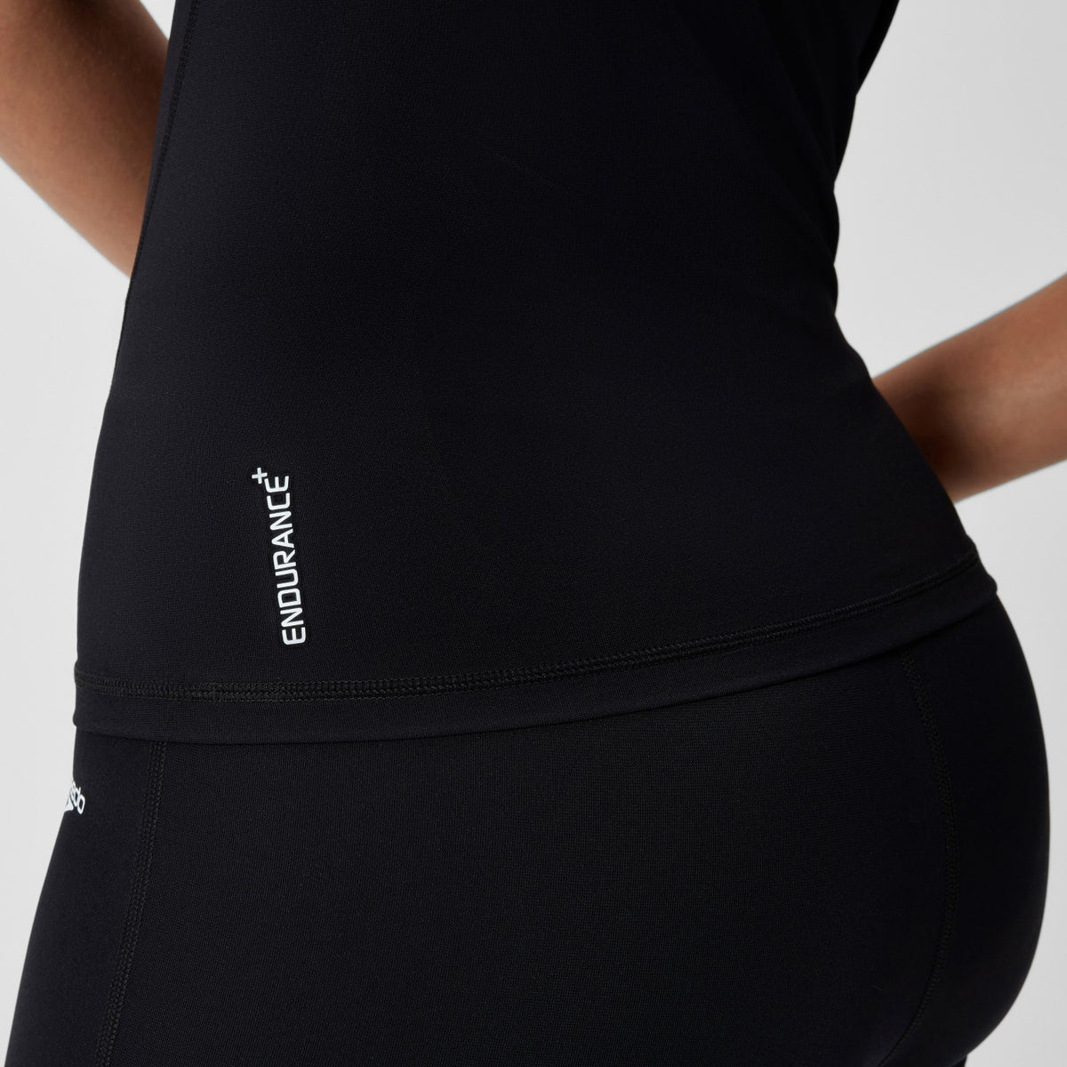 Speedo Endurance+ Short Sleeve Rashguard Black