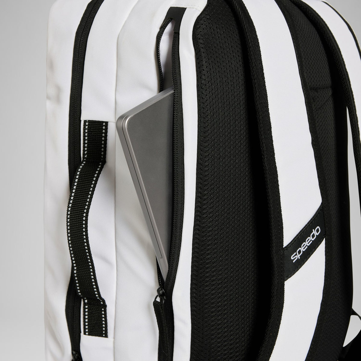Speedo 25L Flex Bag White/Black